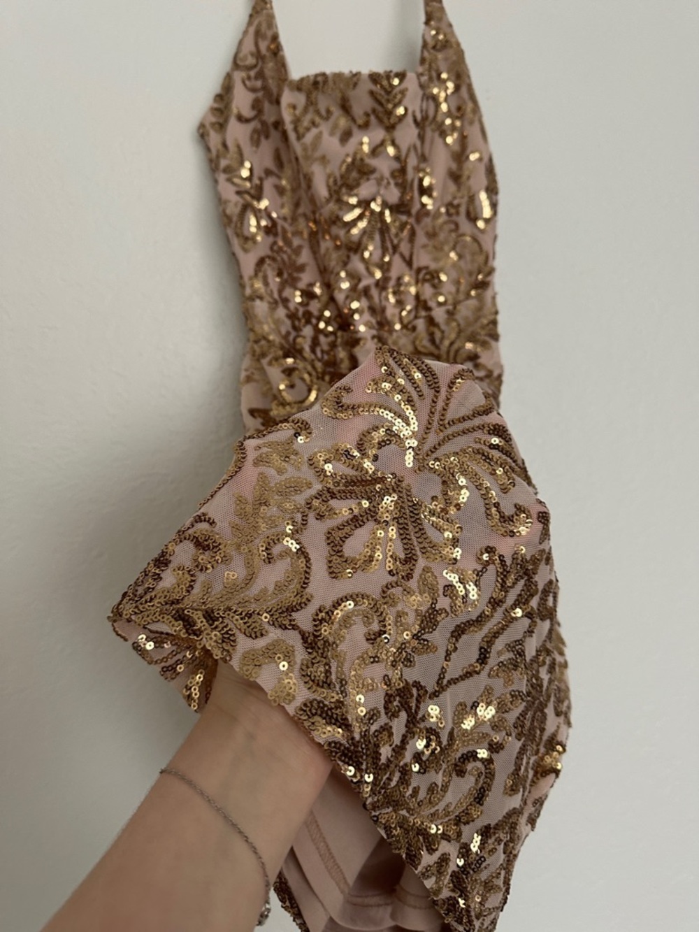 Windsor Sequined Lace-Up Back Bodycon Dress in Blush Gold S - Picture 5 of 8